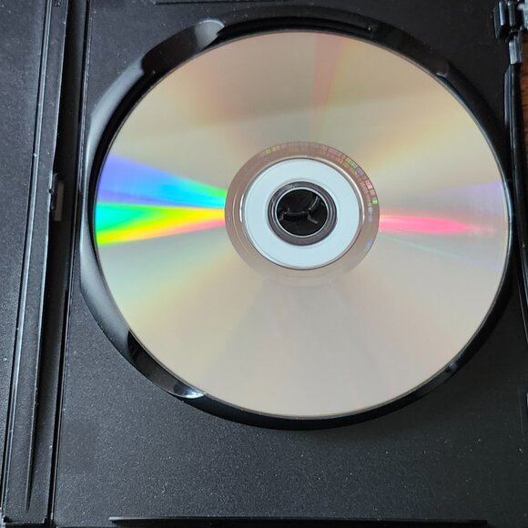 THE PRINCE AND ME (DVD: Julia Stiles, Luke Mably, James Fox) Collectors Edition - Picture 5 of 5